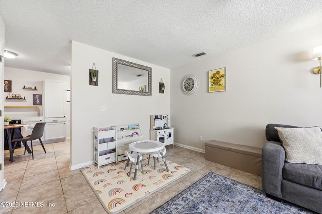 2736 JEWELL Road, Jacksonville, FL 32216