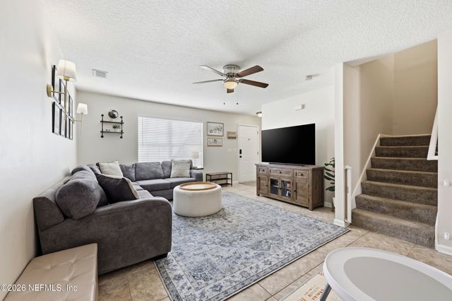 2736 JEWELL Road, Jacksonville, FL 32216