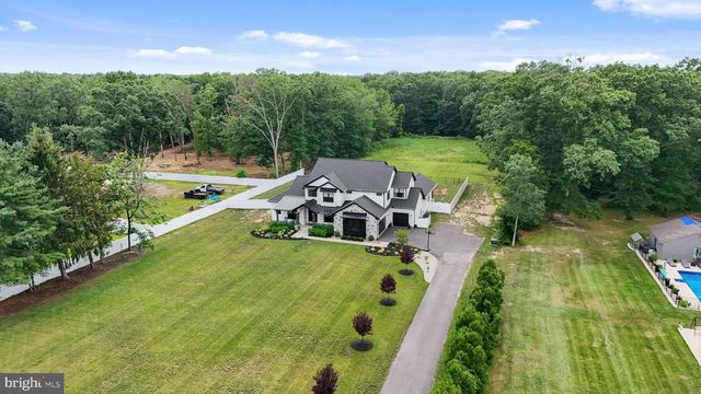 2731 FRIES MILL RD, Williamstown, NJ 08094