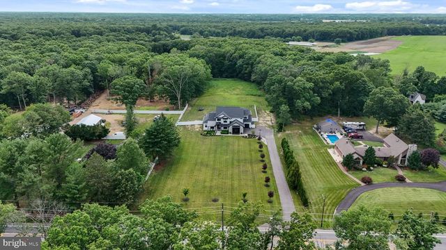 2731 FRIES MILL RD, Williamstown, NJ 08094