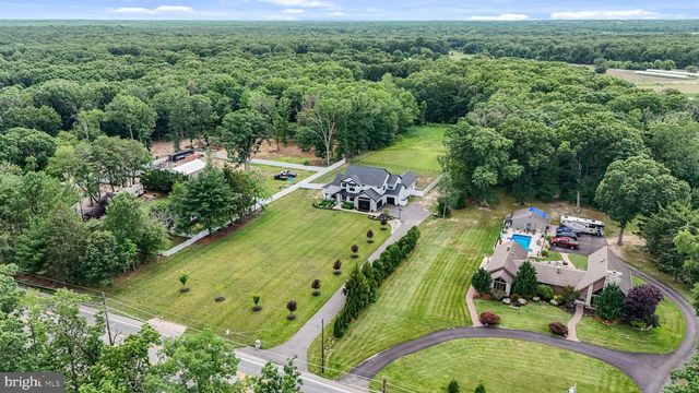 2731 FRIES MILL RD, Williamstown, NJ 08094