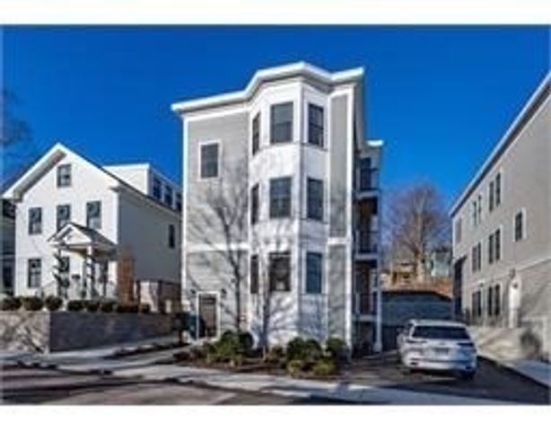 285 Lamartine St 1, Boston, MA 02130