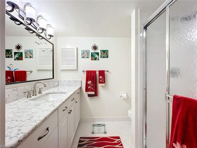 1065 8th ST S # 203, Naples, FL 34102