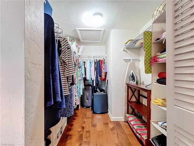 1065 8th ST S # 203, Naples, FL 34102