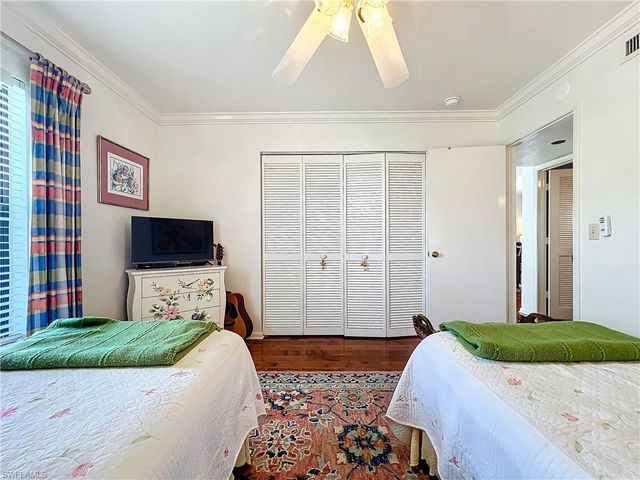 1065 8th ST S # 203, Naples, FL 34102