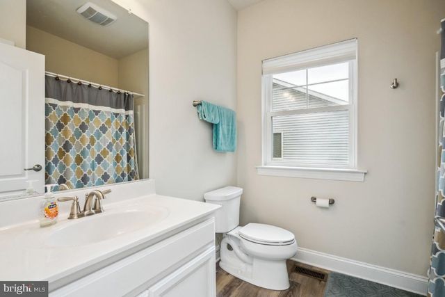 422 JACKIE DR, Ocean View, DE 19970