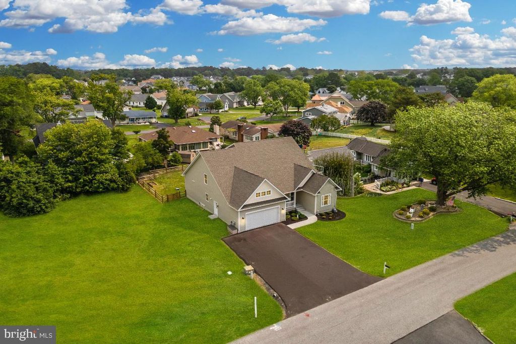 422 JACKIE DR, Ocean View, DE 19970