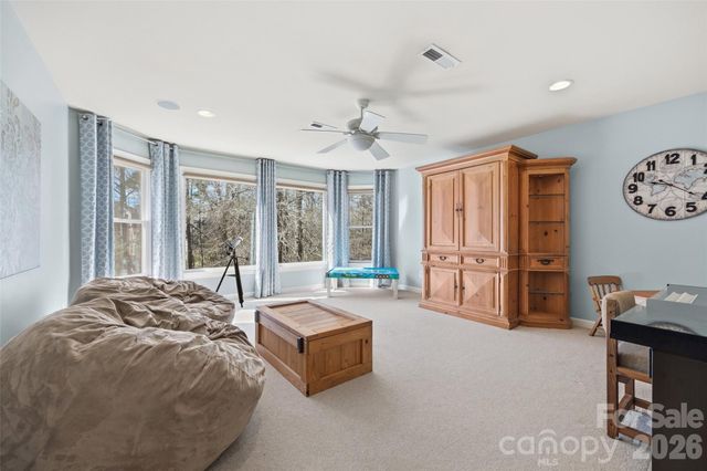 17142 Harcombe Drive, Charlotte, NC 28277