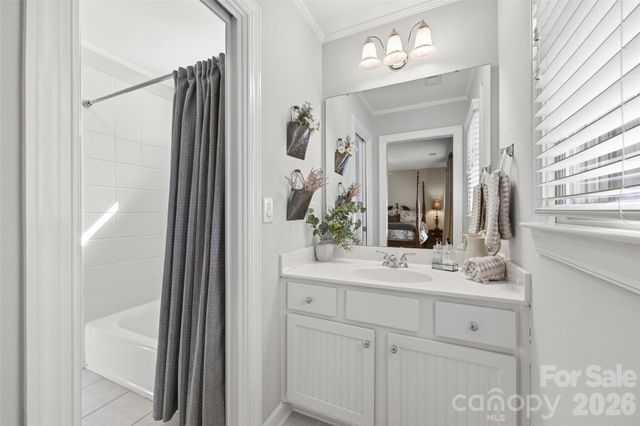 17142 Harcombe Drive, Charlotte, NC 28277