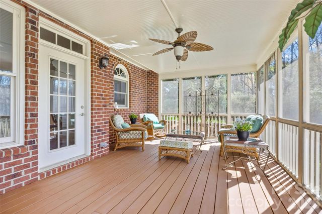 17142 Harcombe Drive, Charlotte, NC 28277