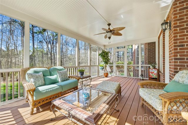 17142 Harcombe Drive, Charlotte, NC 28277