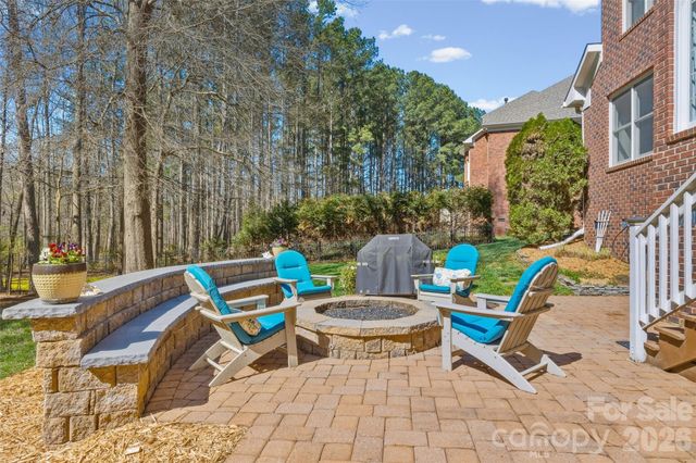 17142 Harcombe Drive, Charlotte, NC 28277