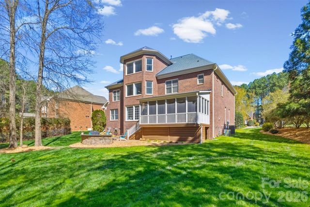 17142 Harcombe Drive, Charlotte, NC 28277