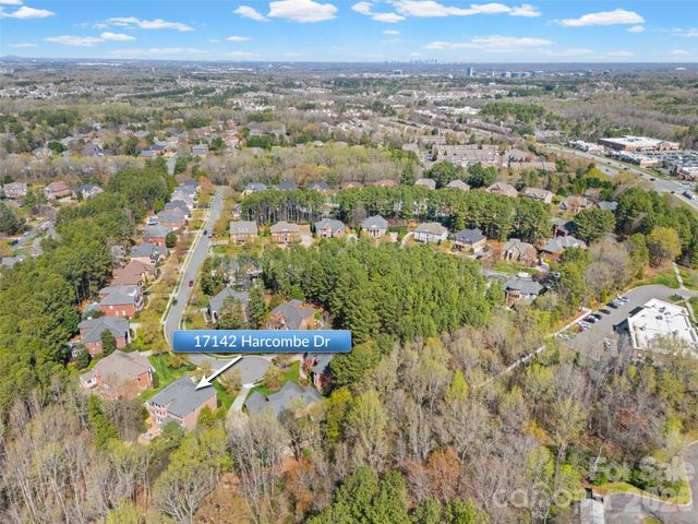 17142 Harcombe Drive, Charlotte, NC 28277