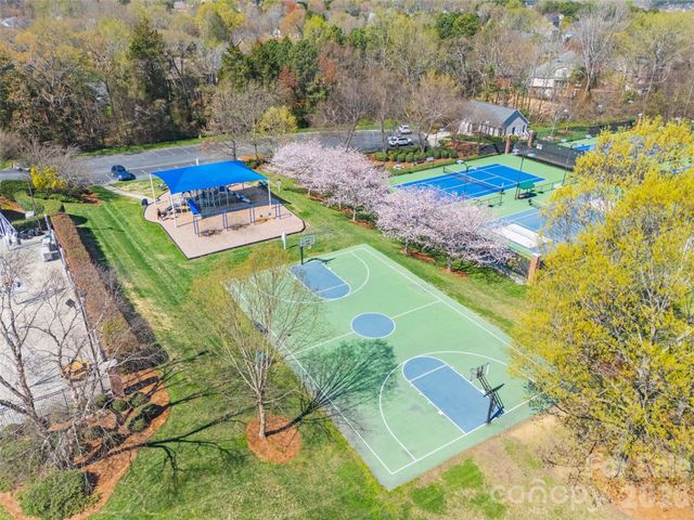 17142 Harcombe Drive, Charlotte, NC 28277