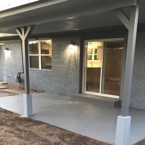 2620 Keats Place, The Village, OK 73120