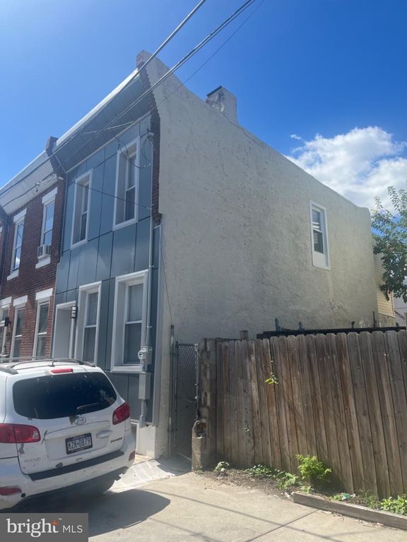 2224 S REESE ST, PHILADELPHIA, PA 19148 — photo 2