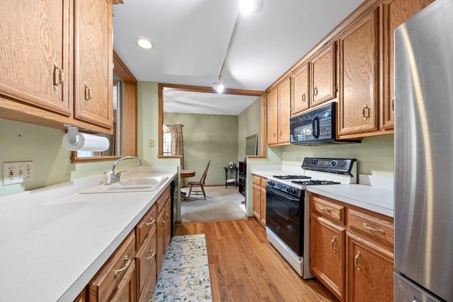 1016 Middleton Place 1016, Lisle, IL 60532