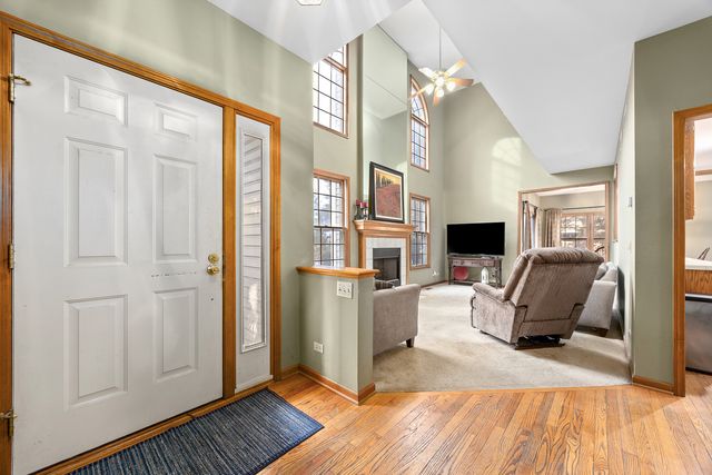 1016 Middleton Place 1016, Lisle, IL 60532