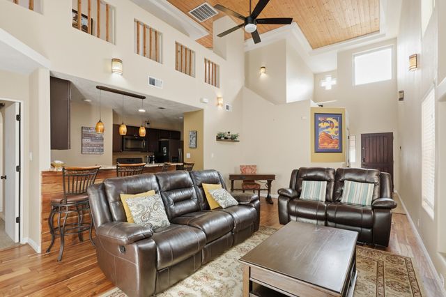 3615 Yipee Calle Court NW, Albuquerque, NM 87120