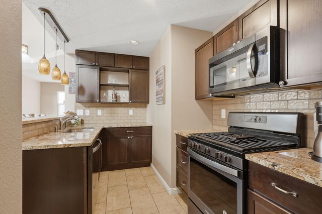 3615 Yipee Calle Court NW, Albuquerque, NM 87120