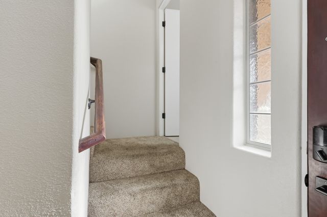 3615 Yipee Calle Court NW, Albuquerque, NM 87120