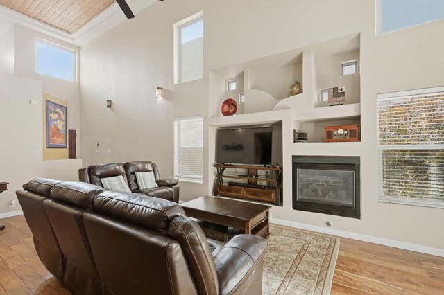 3615 Yipee Calle Court NW, Albuquerque, NM 87120