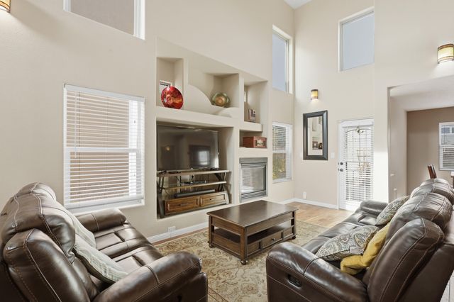 3615 Yipee Calle Court NW, Albuquerque, NM 87120