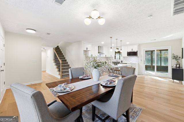 4146 Chimney Lake Drive NE, Roswell, GA 30075