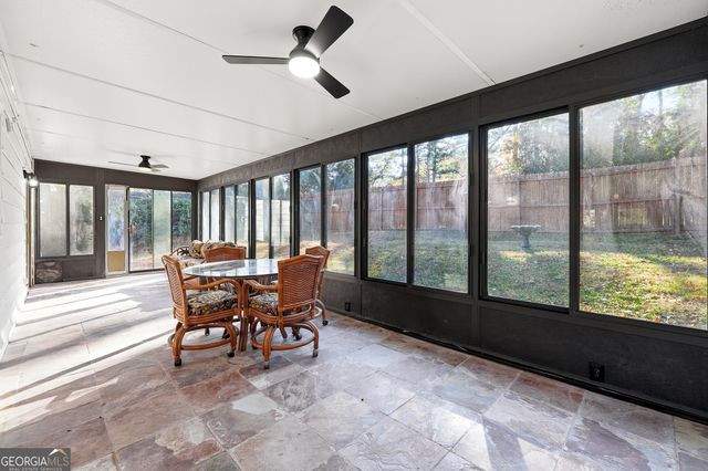 4146 Chimney Lake Drive NE, Roswell, GA 30075