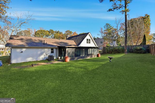 4146 Chimney Lake Drive NE, Roswell, GA 30075