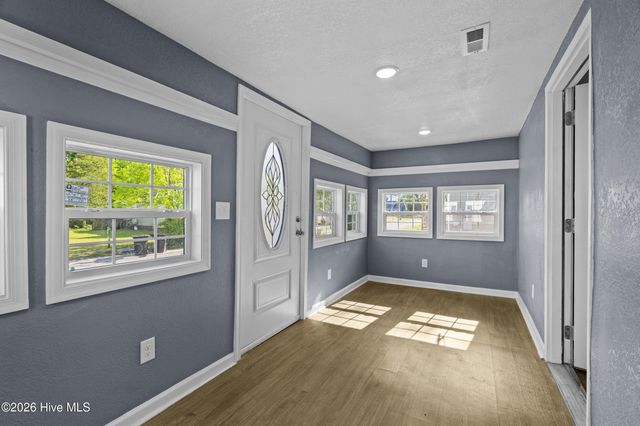 514 Edge Street, Elizabeth City, NC 27909