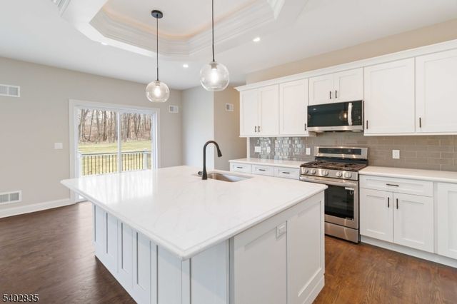 21 Mount Olive Rd, Mount Olive Twp., NJ 07828