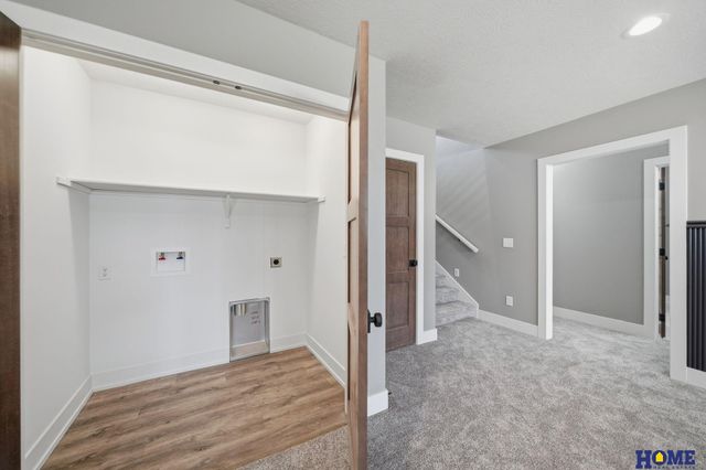 6326 Carveth Court, Lincoln, NE 68516