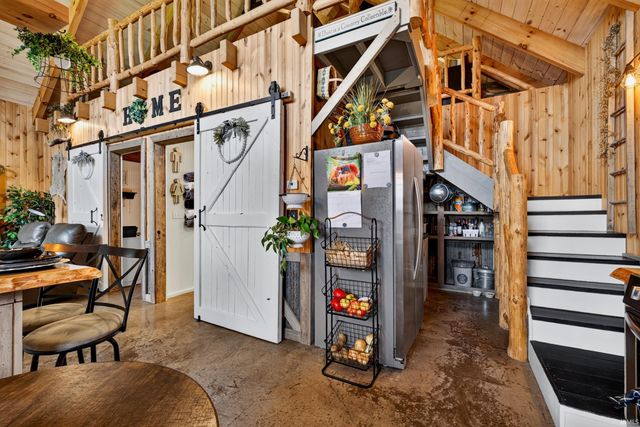 2443 Mangus Road, Poland, IN 47868