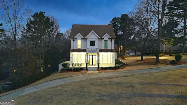 101 Victory Court, Calhoun, GA 30701