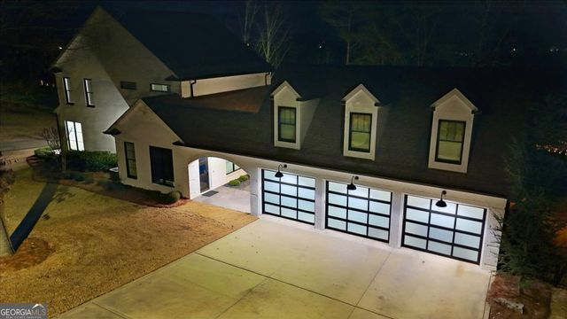 101 Victory Court, Calhoun, GA 30701