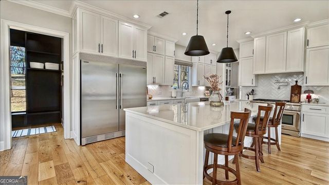 101 Victory Court, Calhoun, GA 30701