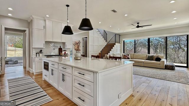 101 Victory Court, Calhoun, GA 30701