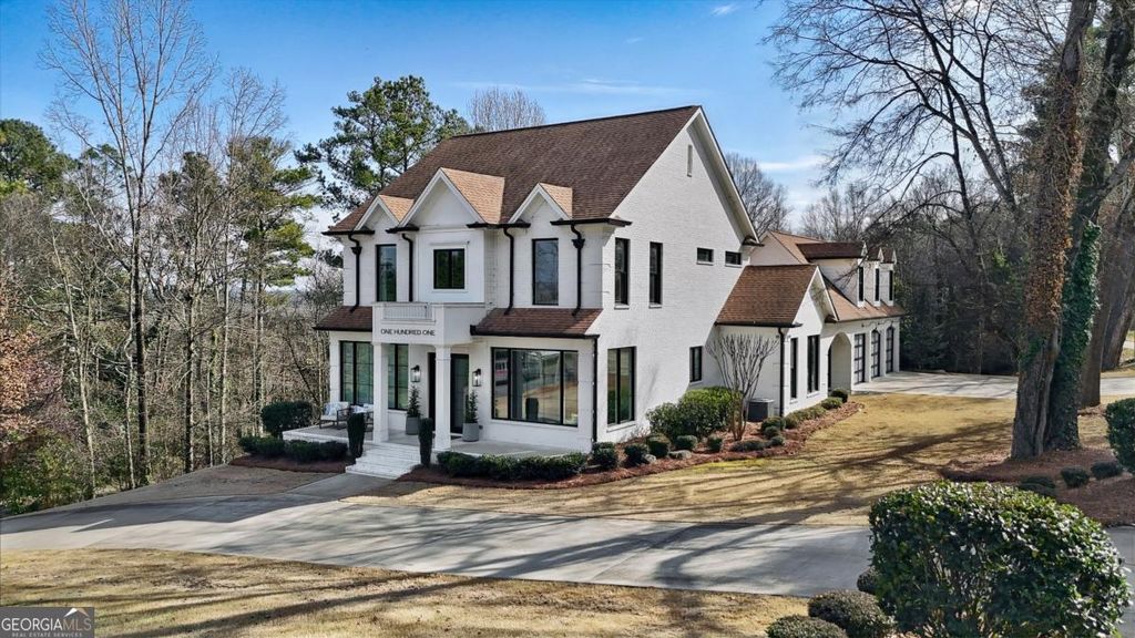 101 Victory Court, Calhoun, GA 30701