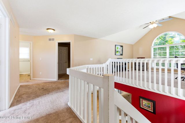 11413 Catalpa View Ct, Louisville, KY 40299