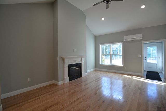1 Depot Street Ext 1, Townsend, MA 01469