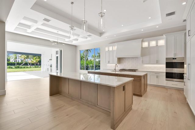 5355 Sea Biscuit Road, Palm Beach Gardens, FL 33418