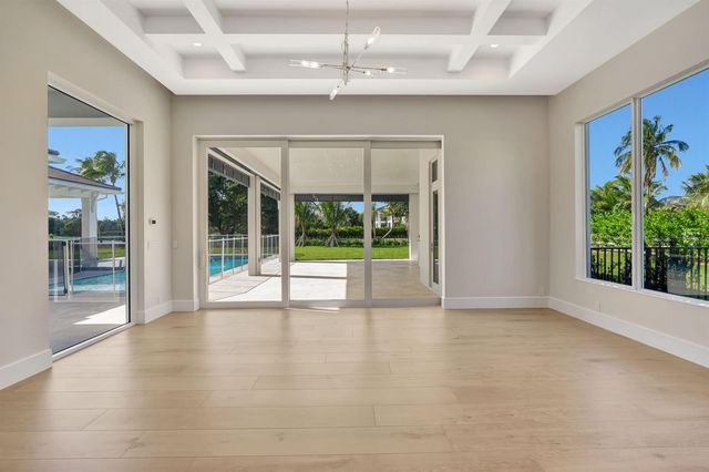 5355 Sea Biscuit Road, Palm Beach Gardens, FL 33418