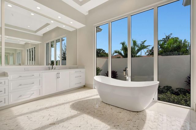 5355 Sea Biscuit Road, Palm Beach Gardens, FL 33418