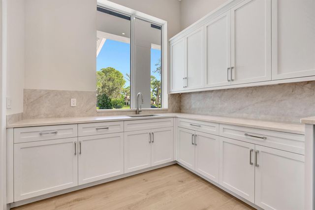 5355 Sea Biscuit Road, Palm Beach Gardens, FL 33418