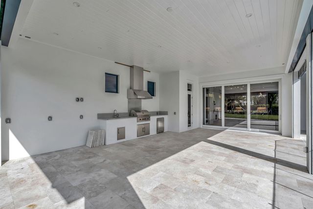 5355 Sea Biscuit Road, Palm Beach Gardens, FL 33418