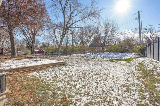 6901 W 78th Terrace W, Overland Park, KS 66204