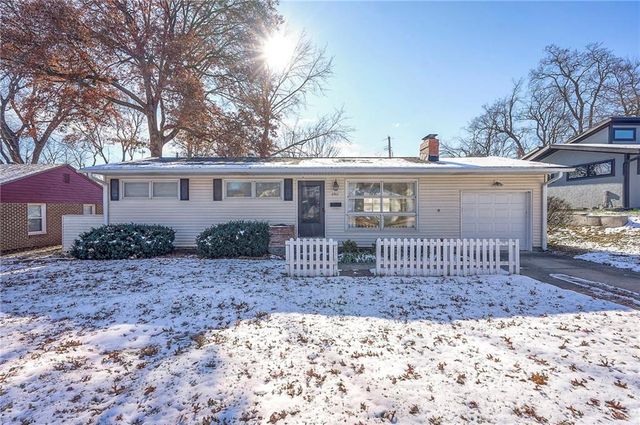 6901 W 78th Terrace W, Overland Park, KS 66204