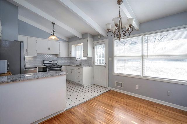 6901 W 78th Terrace W, Overland Park, KS 66204